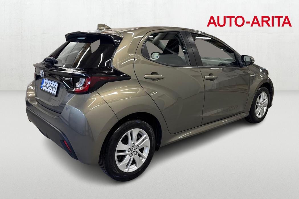 TOYOTA YARIS 2021