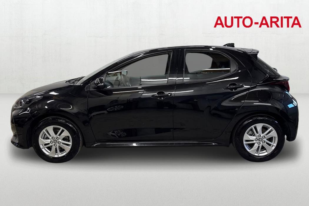TOYOTA YARIS 2024