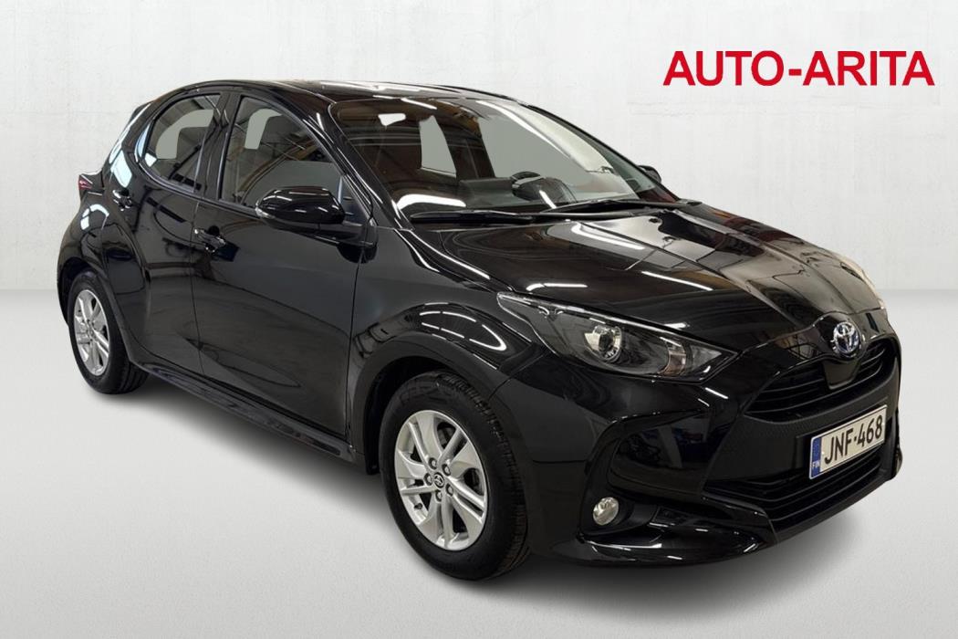 TOYOTA YARIS 2024