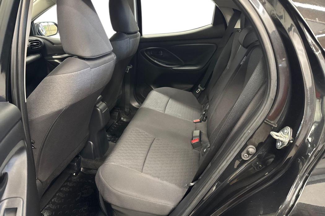 TOYOTA YARIS 2024