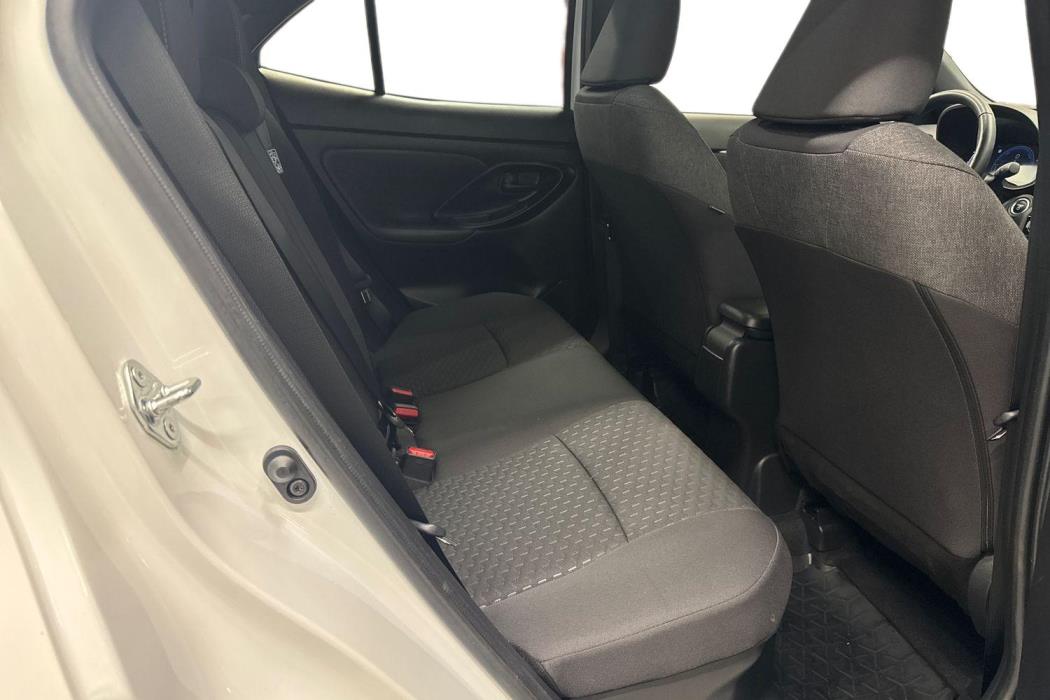 TOYOTA Yaris Cross 2024