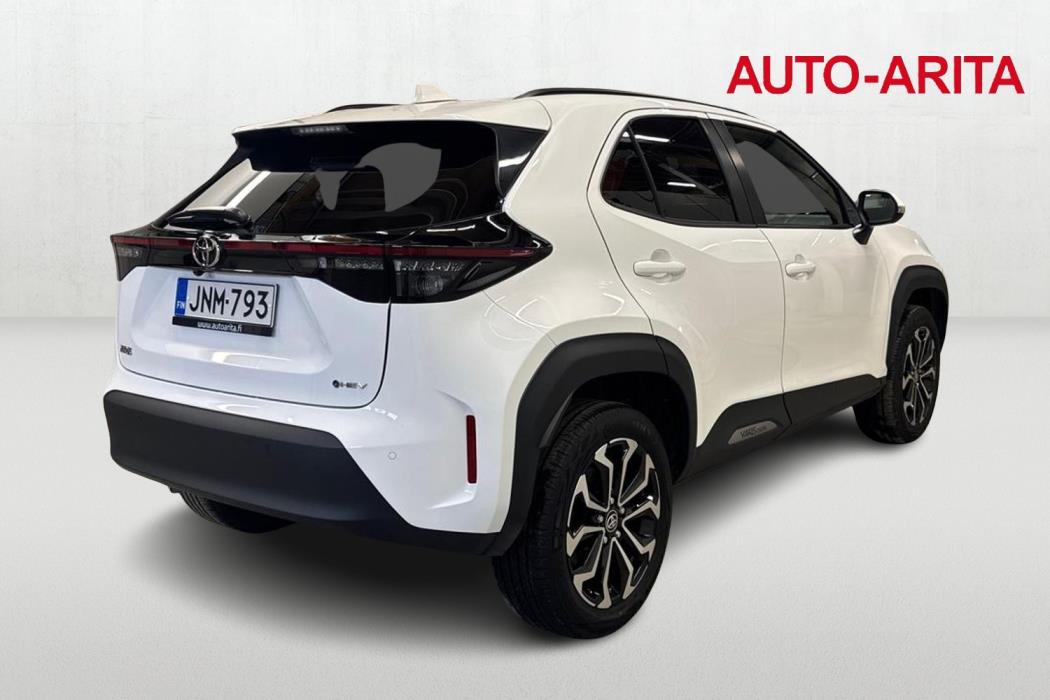 TOYOTA Yaris Cross 2024