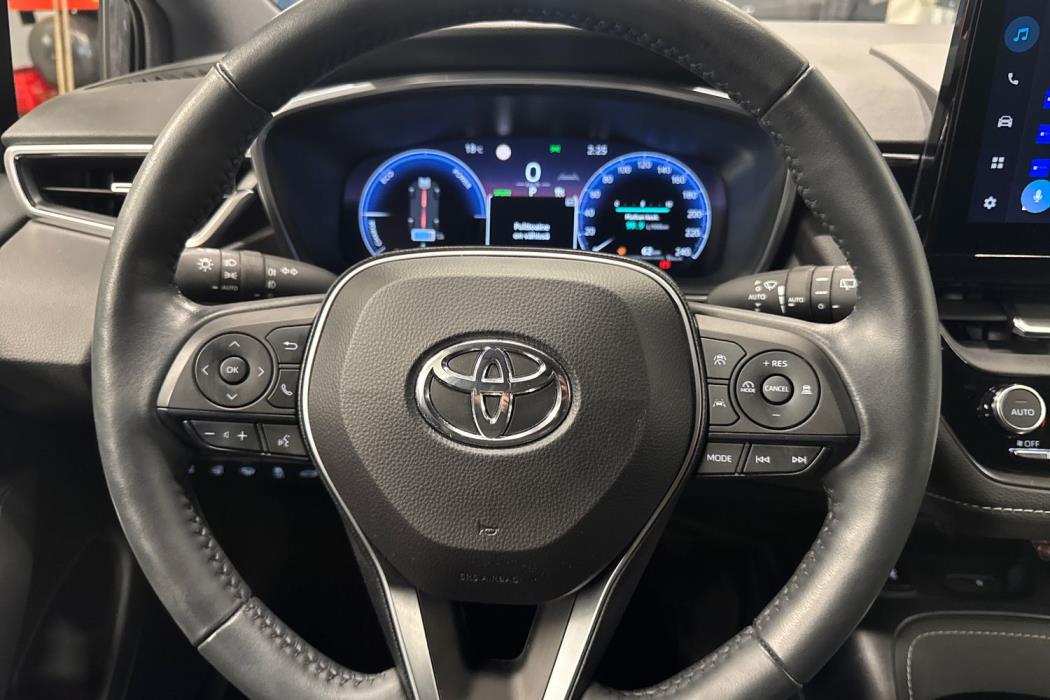 TOYOTA COROLLA 2024