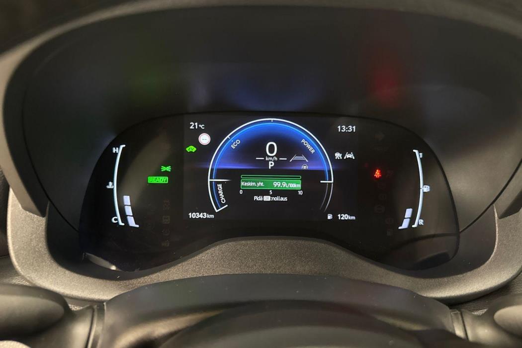 TOYOTA Yaris Cross 2025