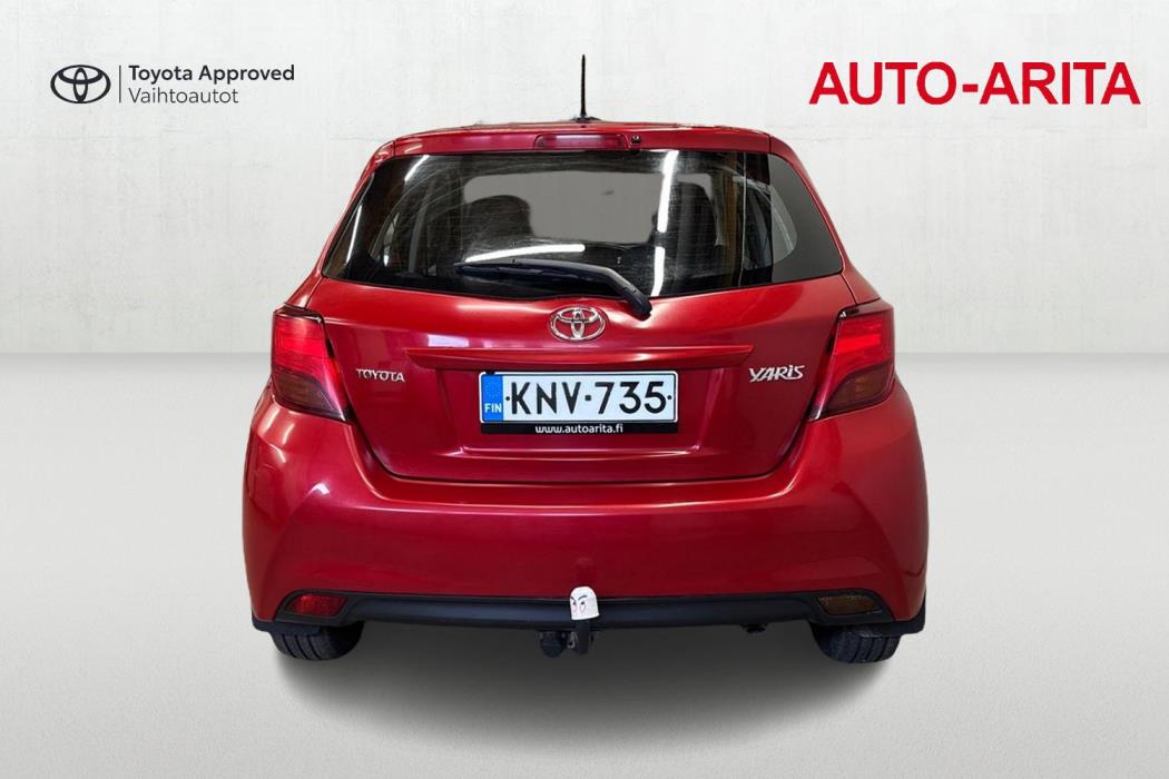 TOYOTA YARIS 2016