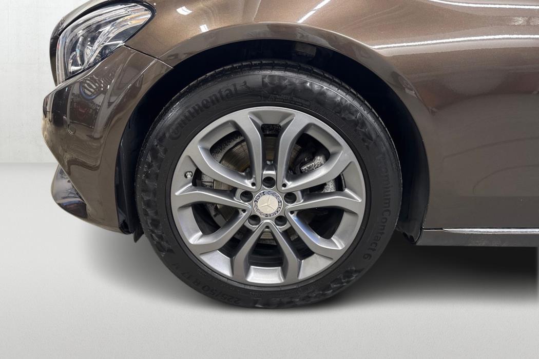 MERCEDES-BENZ C 2017