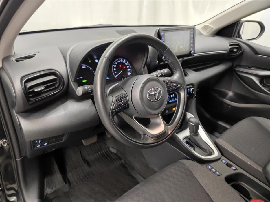 TOYOTA YARIS 2023
