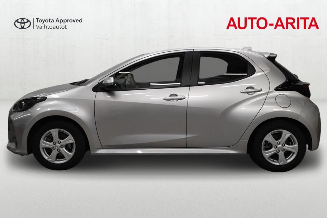 TOYOTA YARIS 2023