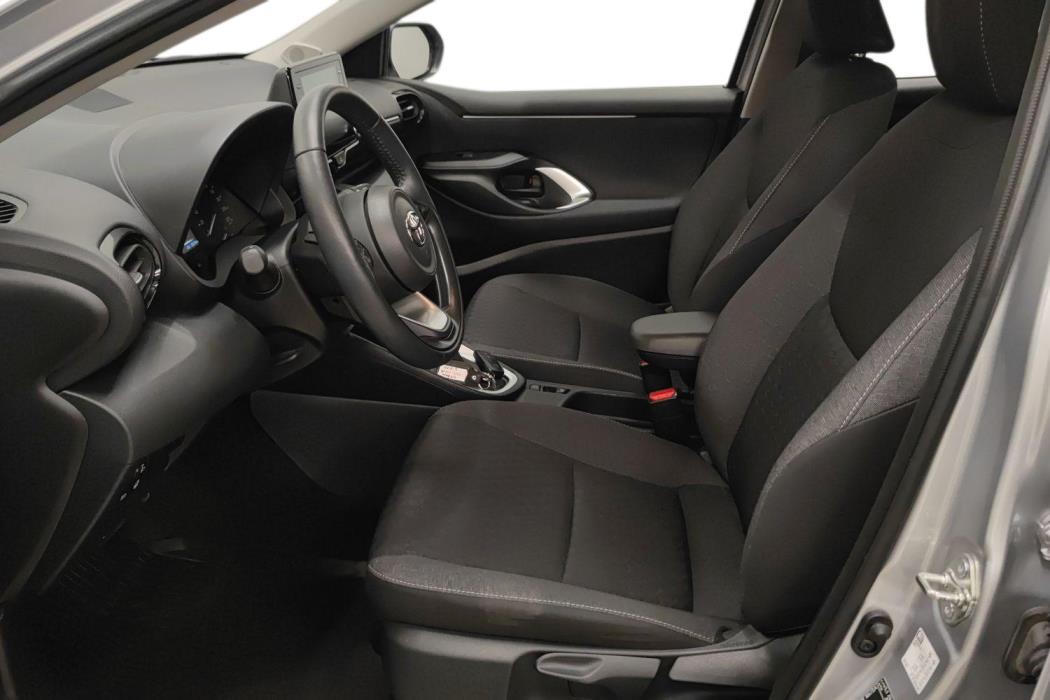 TOYOTA YARIS 2023