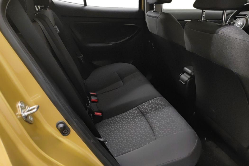 TOYOTA Yaris Cross 2023