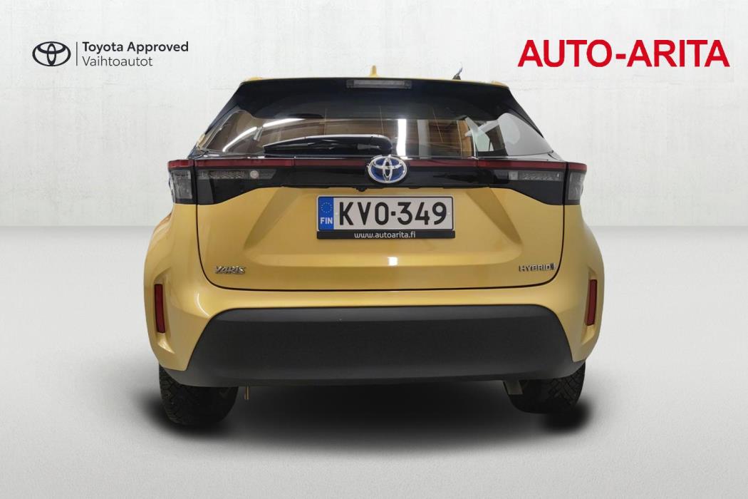 TOYOTA Yaris Cross 2023