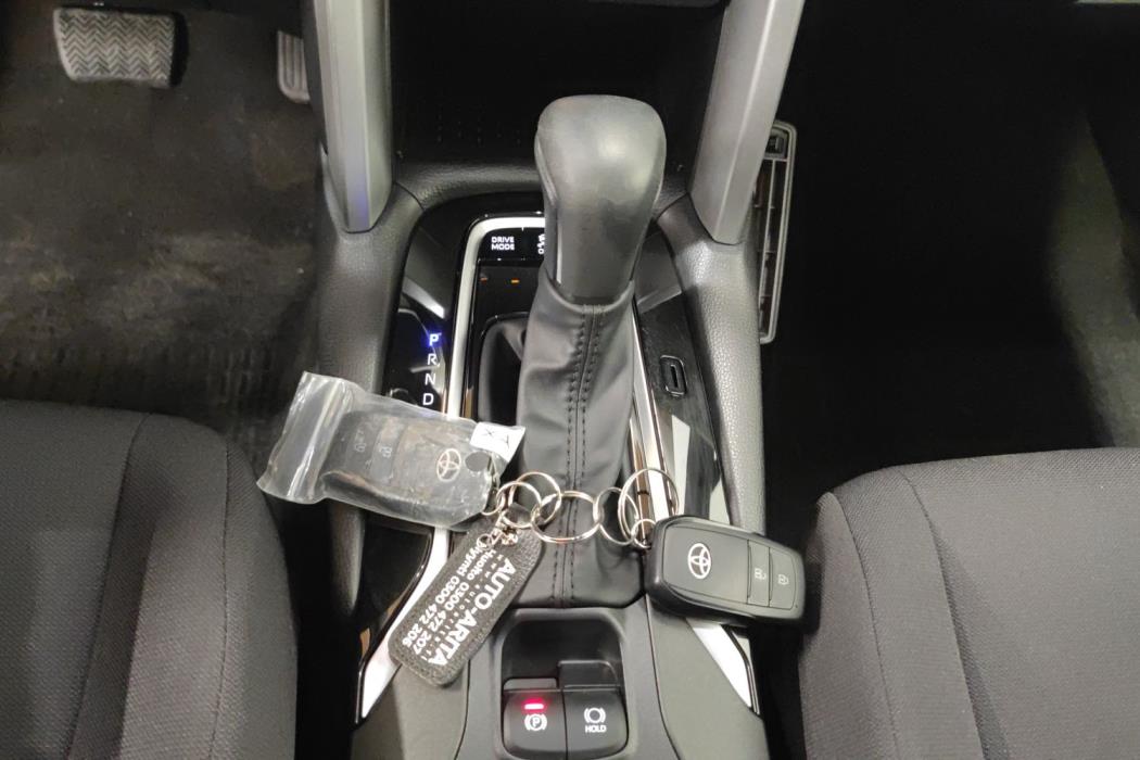 TOYOTA Corolla Cross 2023