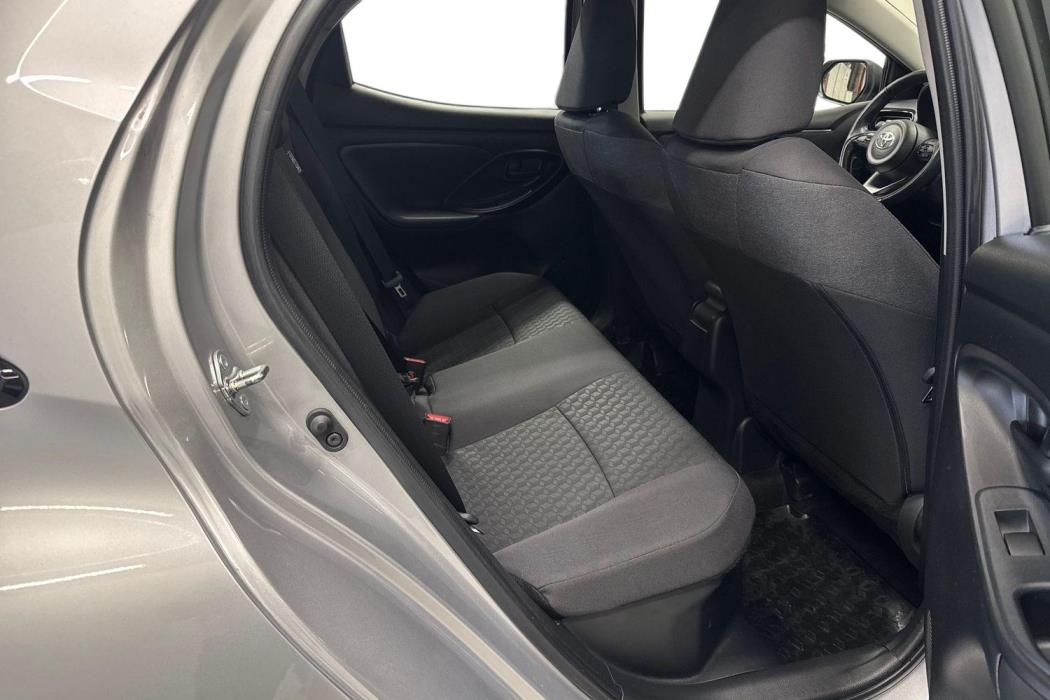 Toyota Yaris 2023