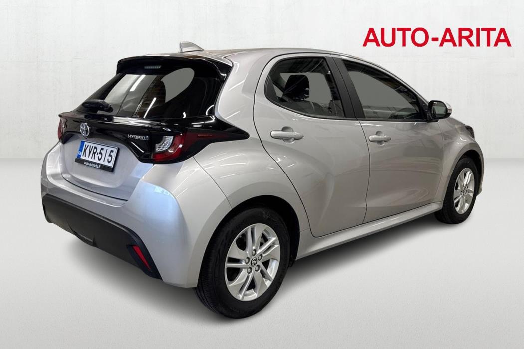 Toyota Yaris 2023