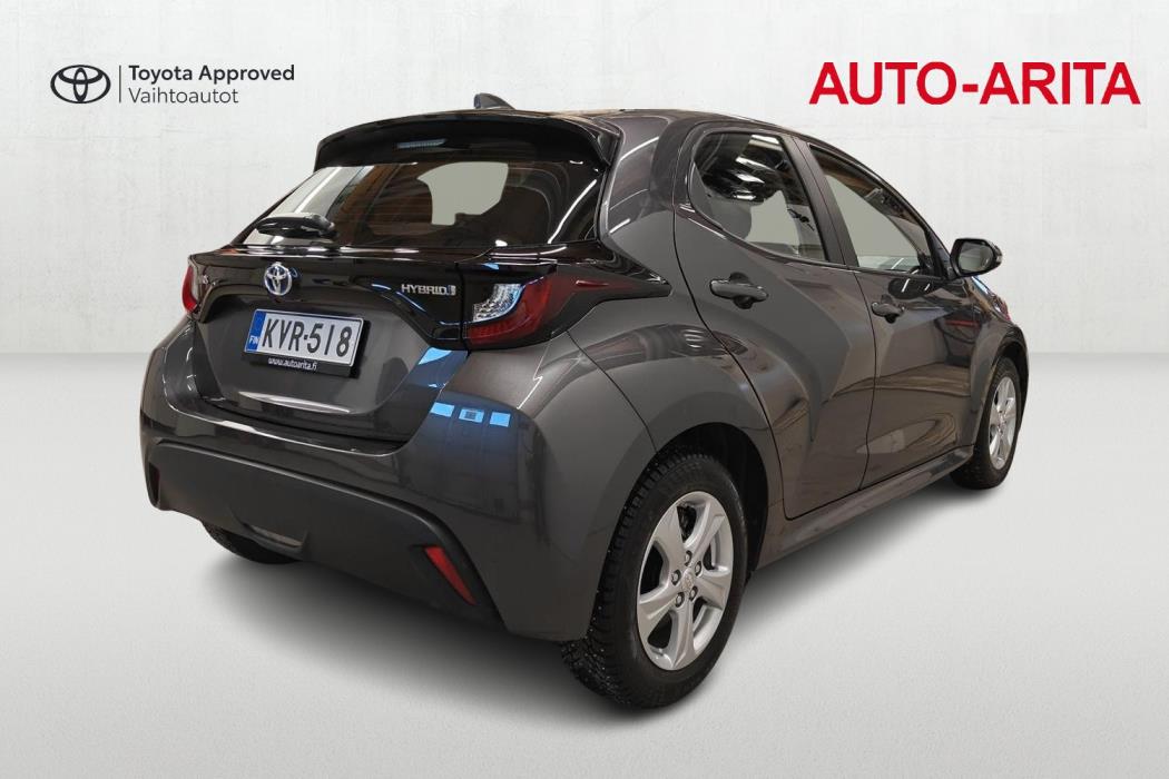 TOYOTA YARIS 2023