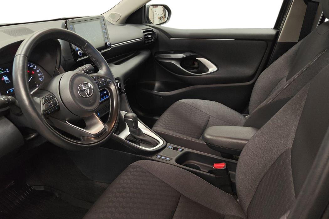 TOYOTA YARIS 2023