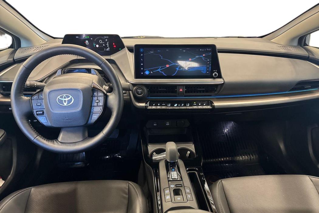TOYOTA Prius Plug-in 2023