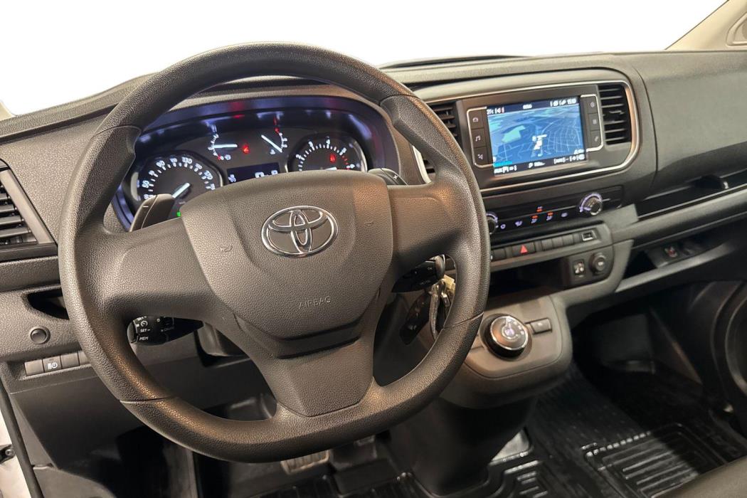 Toyota Proace 2023