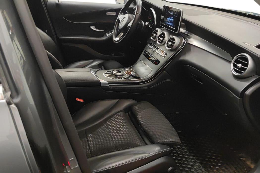 MERCEDES-BENZ GLC 2018