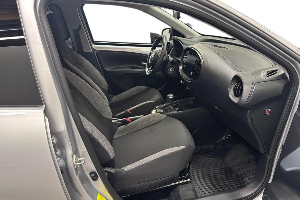 TOYOTA Aygo X 2022