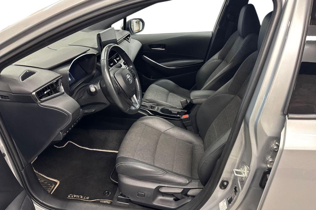 TOYOTA COROLLA 2023