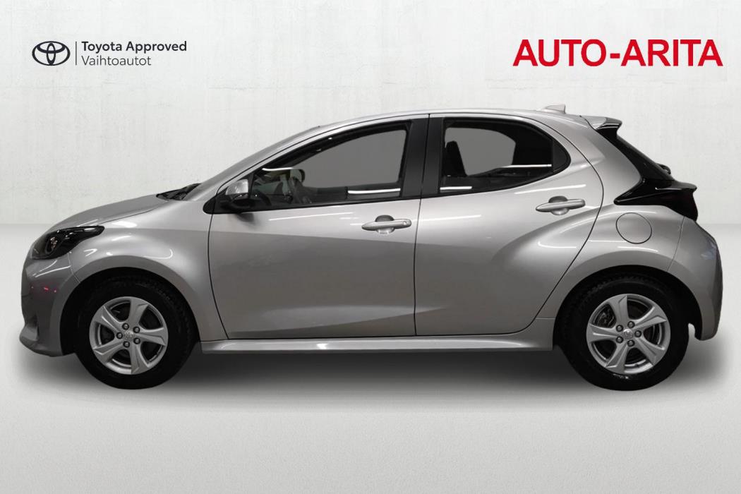 TOYOTA YARIS 2023