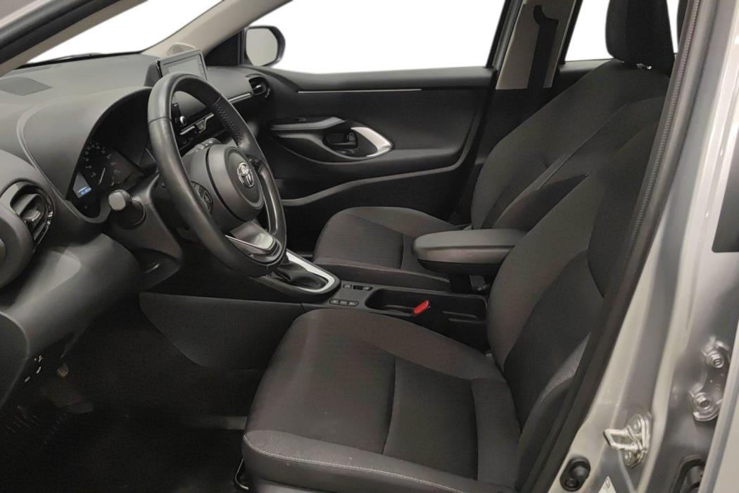TOYOTA YARIS 2023