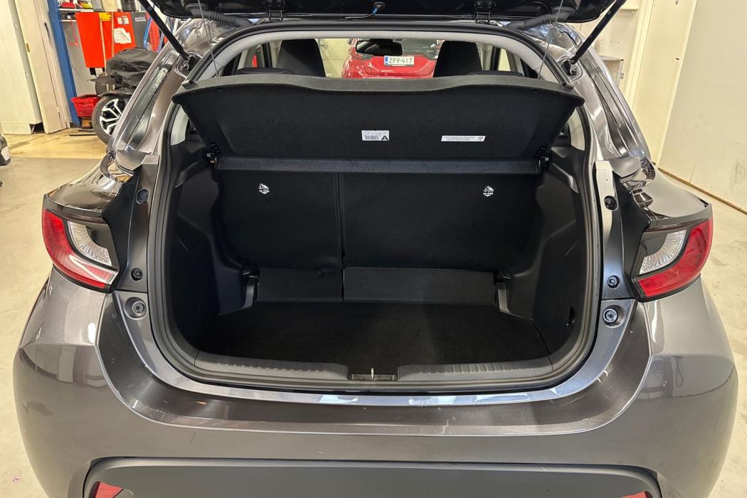 TOYOTA YARIS 2023