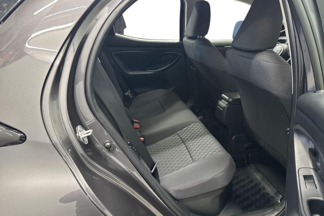 TOYOTA YARIS 2023