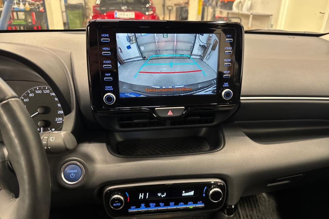 TOYOTA YARIS 2023