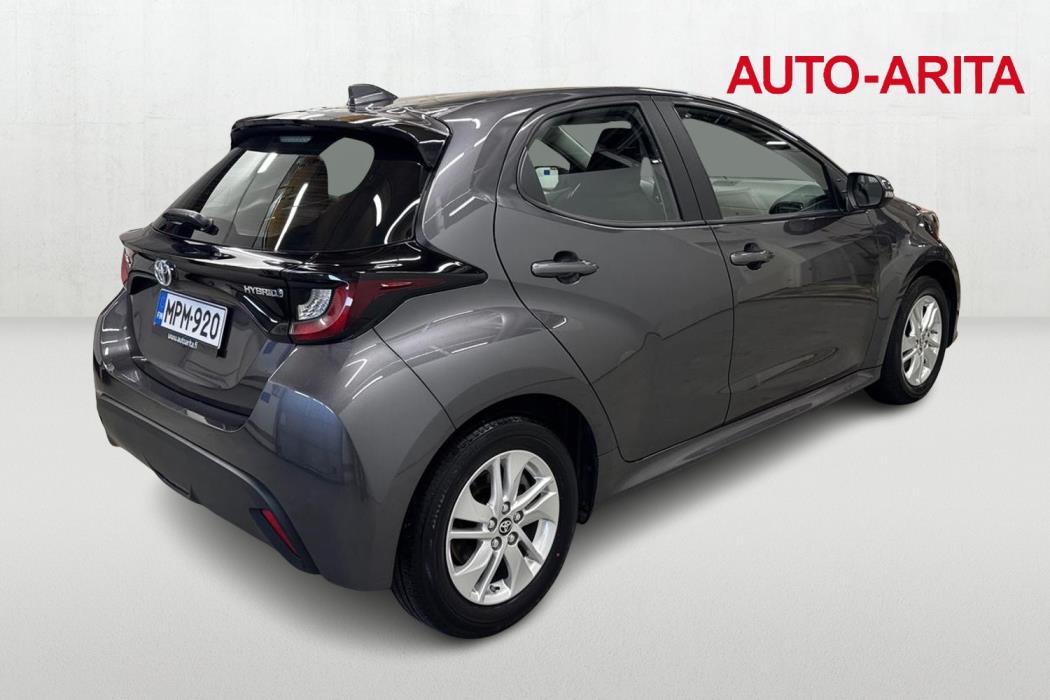 TOYOTA YARIS 2023