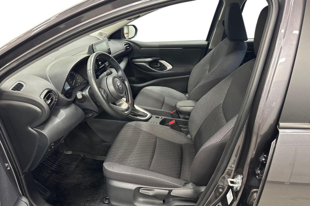 TOYOTA YARIS 2023