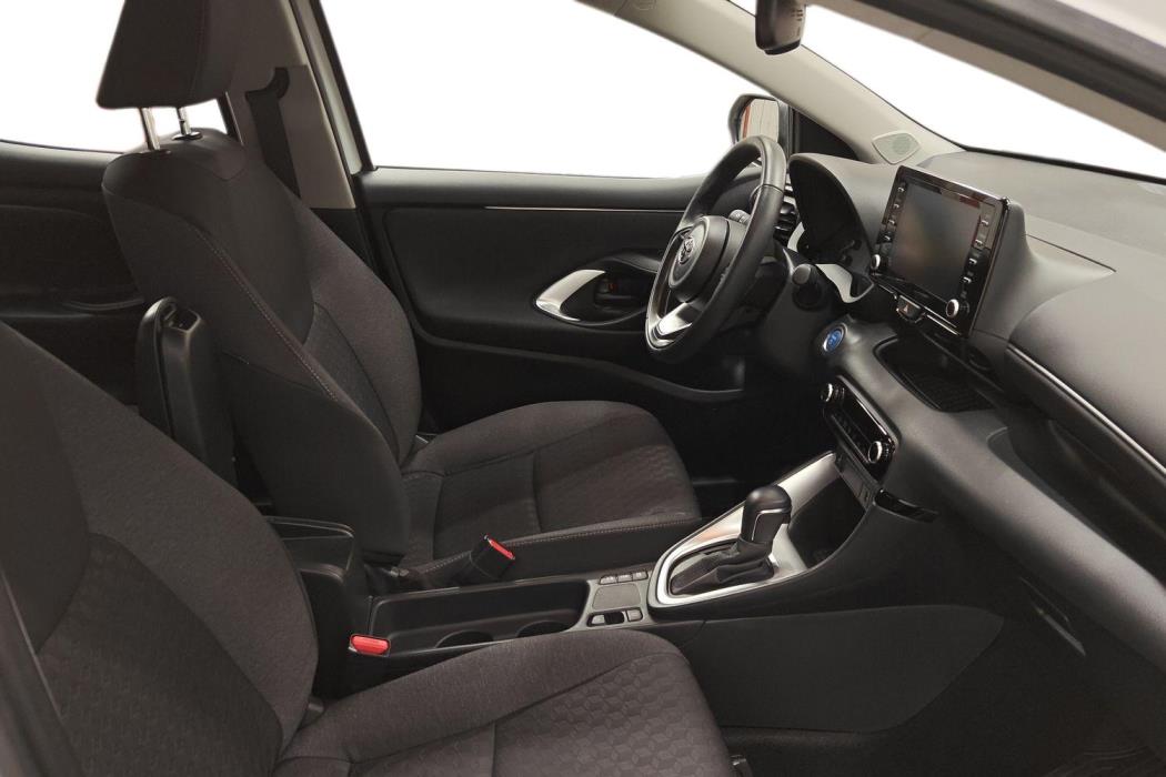 TOYOTA YARIS 2023