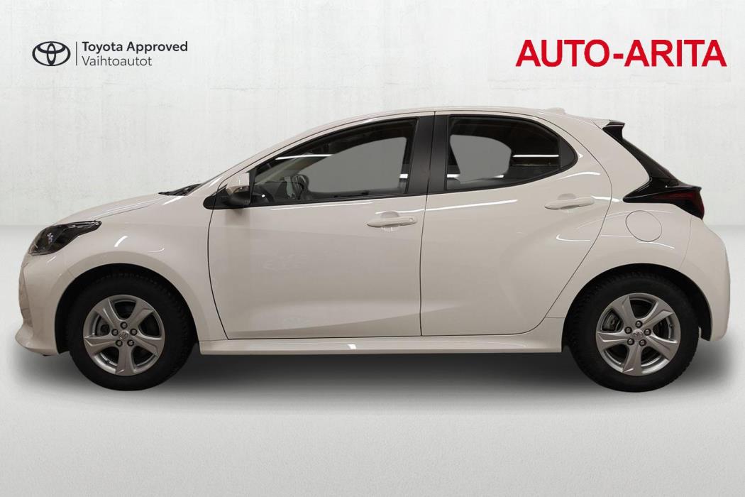 TOYOTA YARIS 2023