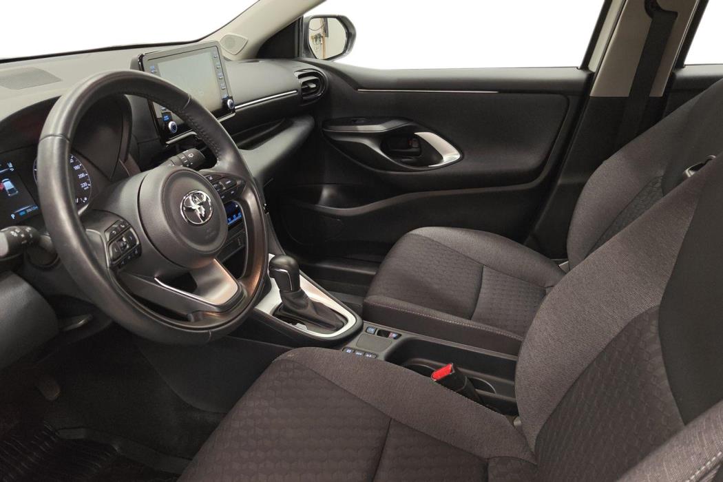 TOYOTA YARIS 2023