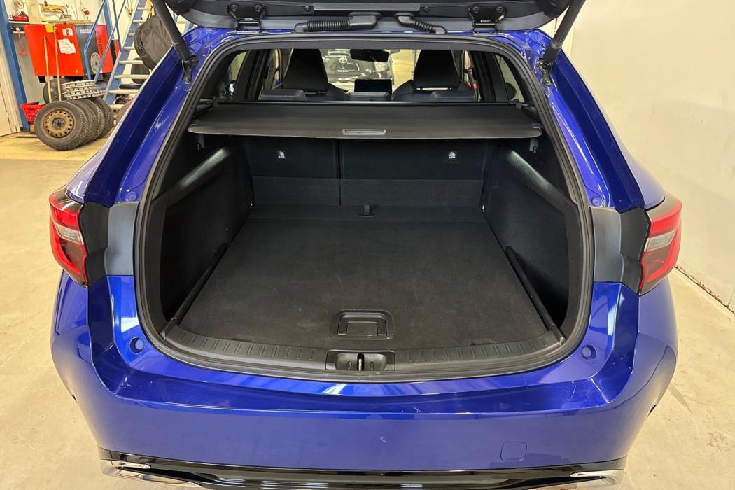 TOYOTA COROLLA 2024