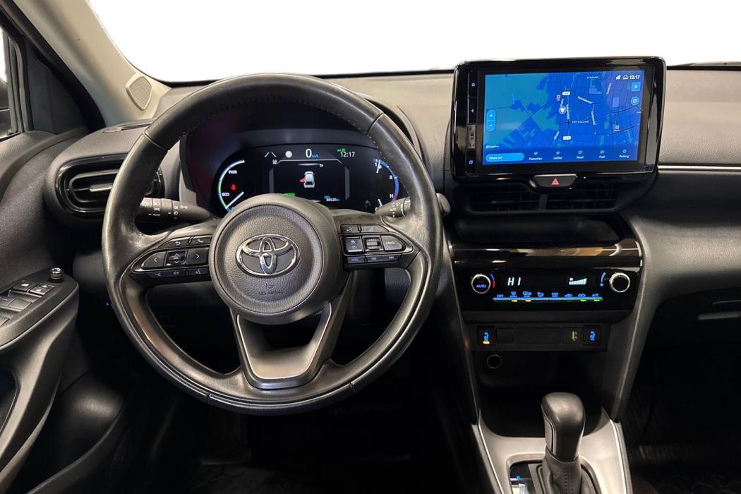 TOYOTA Yaris Cross 2023