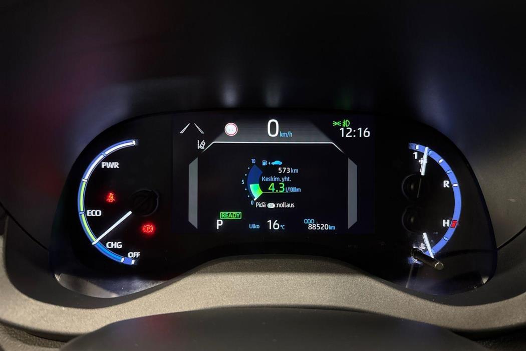 TOYOTA Yaris Cross 2023