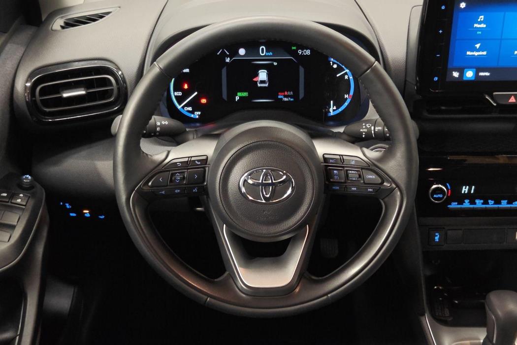 TOYOTA Yaris Cross 2024