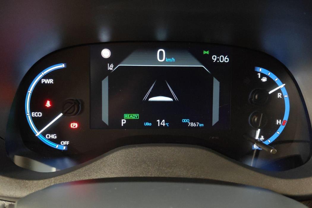 TOYOTA Yaris Cross 2024