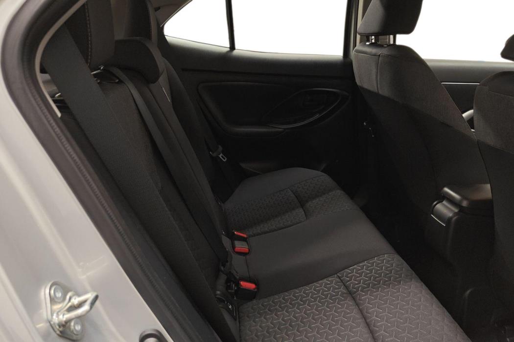 TOYOTA Yaris Cross 2024