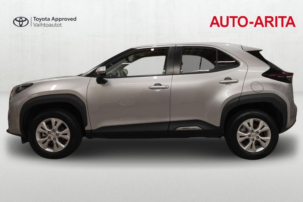 TOYOTA Yaris Cross 2024