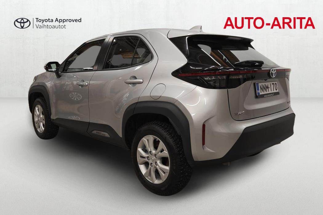 TOYOTA Yaris Cross 2024
