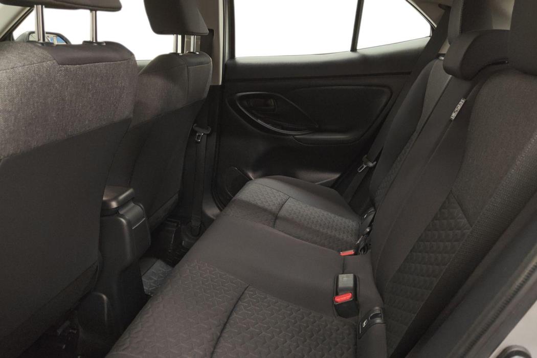 TOYOTA Yaris Cross 2024