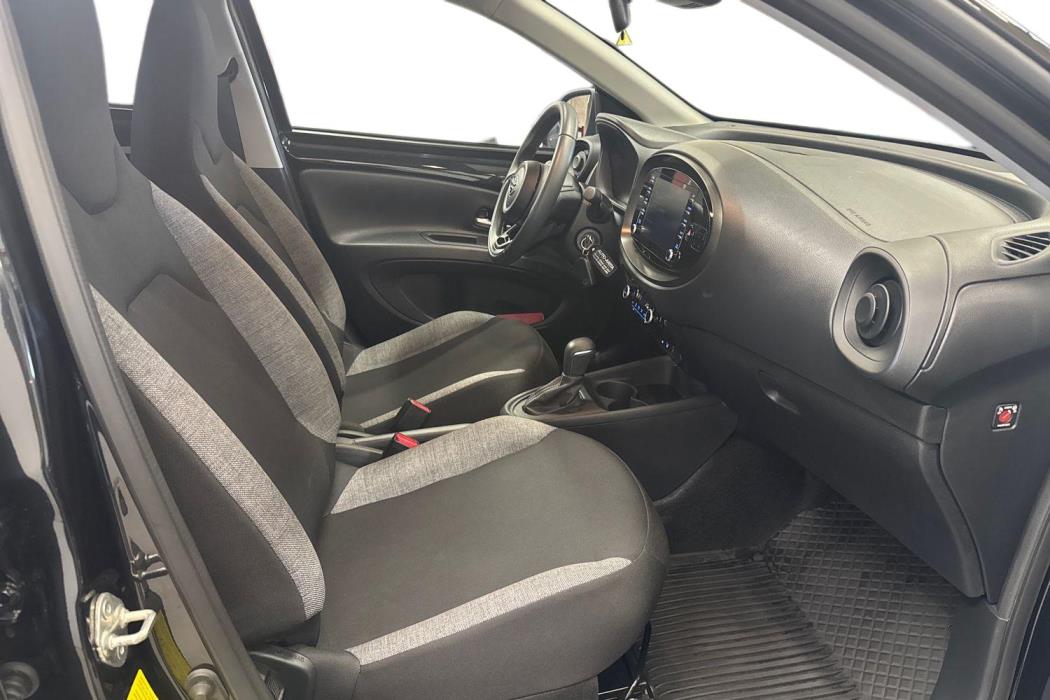 TOYOTA Aygo X 2022