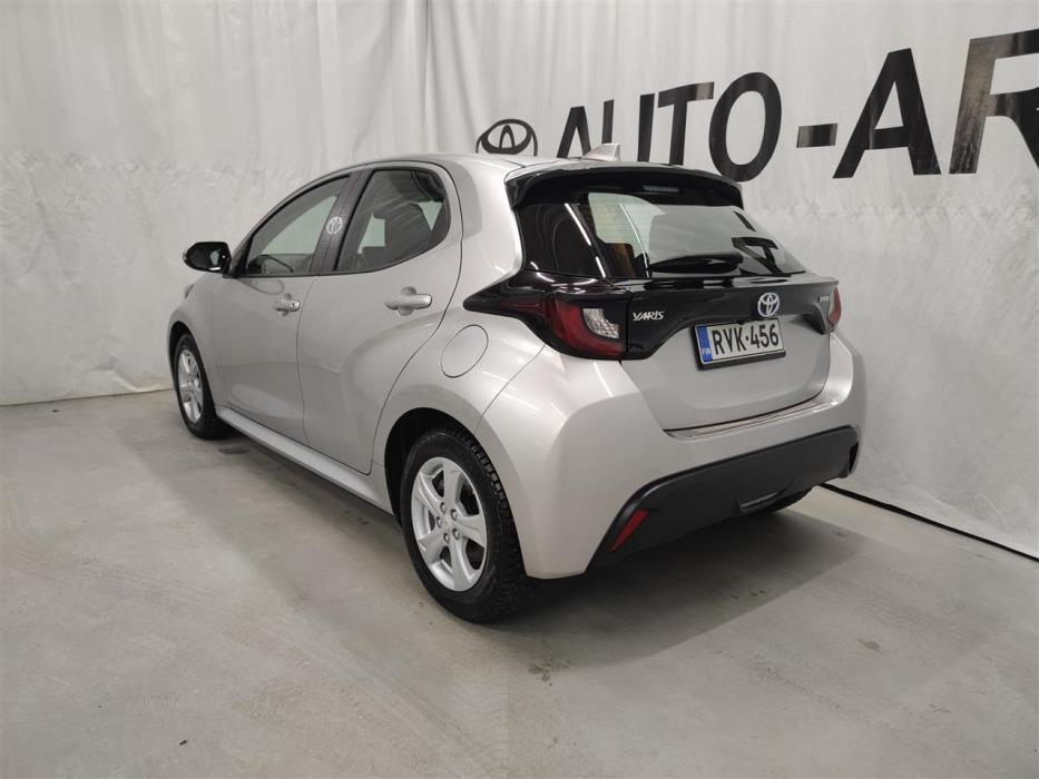 Toyota Yaris 2023