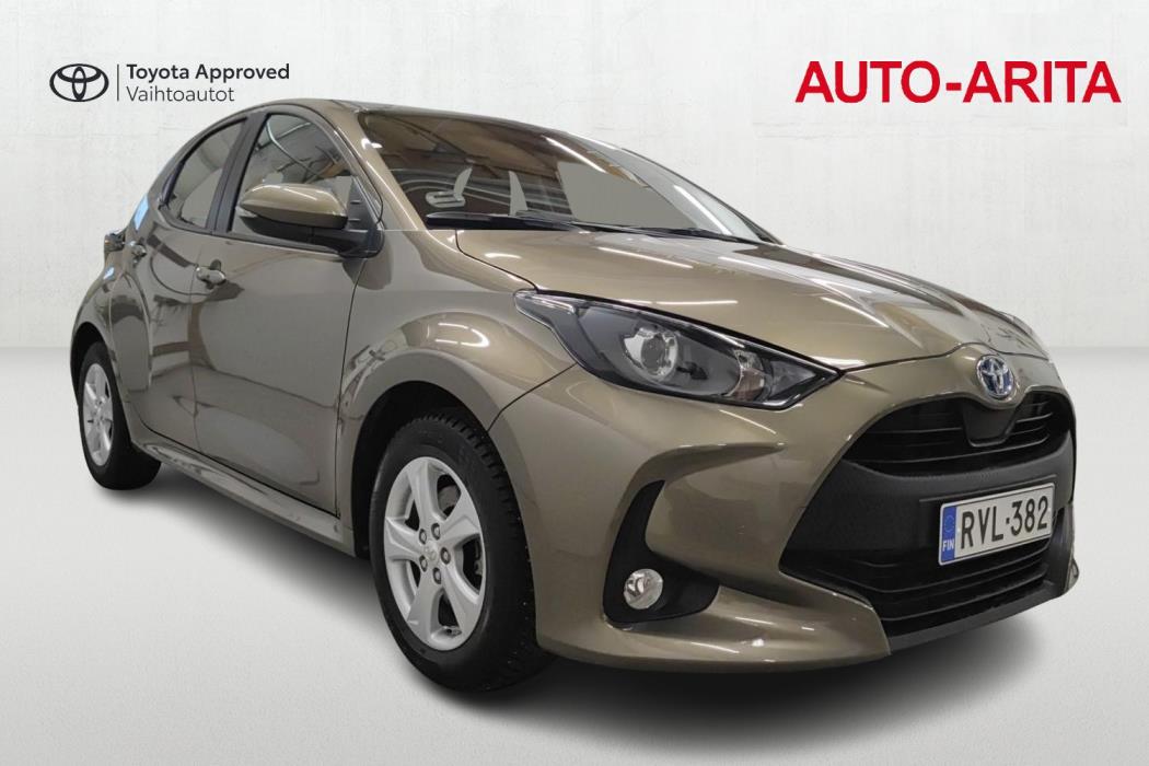 TOYOTA YARIS 2023