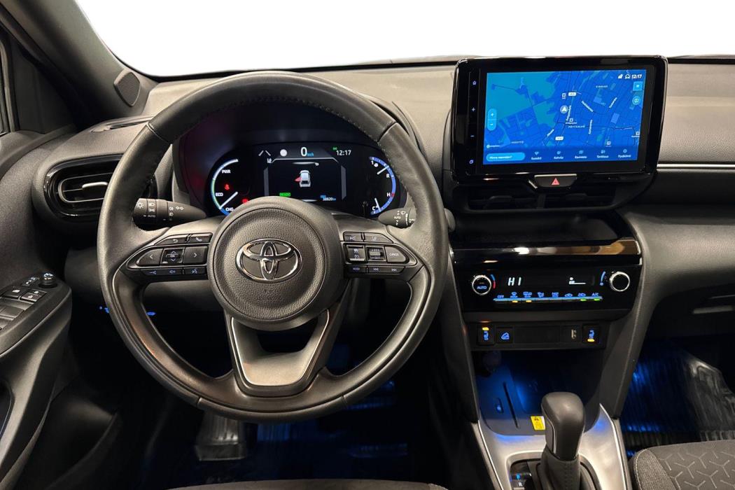 TOYOTA Yaris Cross 2024