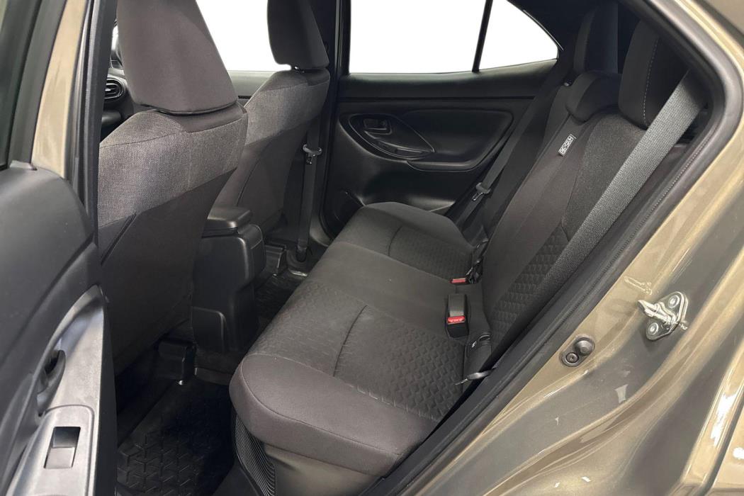 TOYOTA Yaris Cross 2024