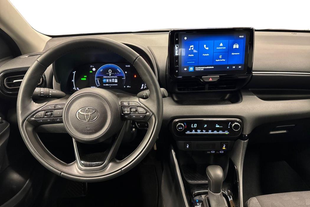 TOYOTA YARIS 2024